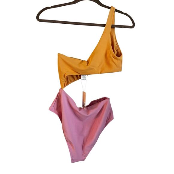 Wilo Asymmetrical One Piece Swimsuit Pink Orange Cutout Size Small NWT - Picture 1 of 7